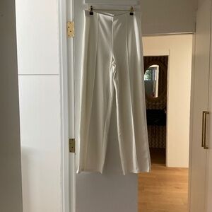 Women’s white pant
